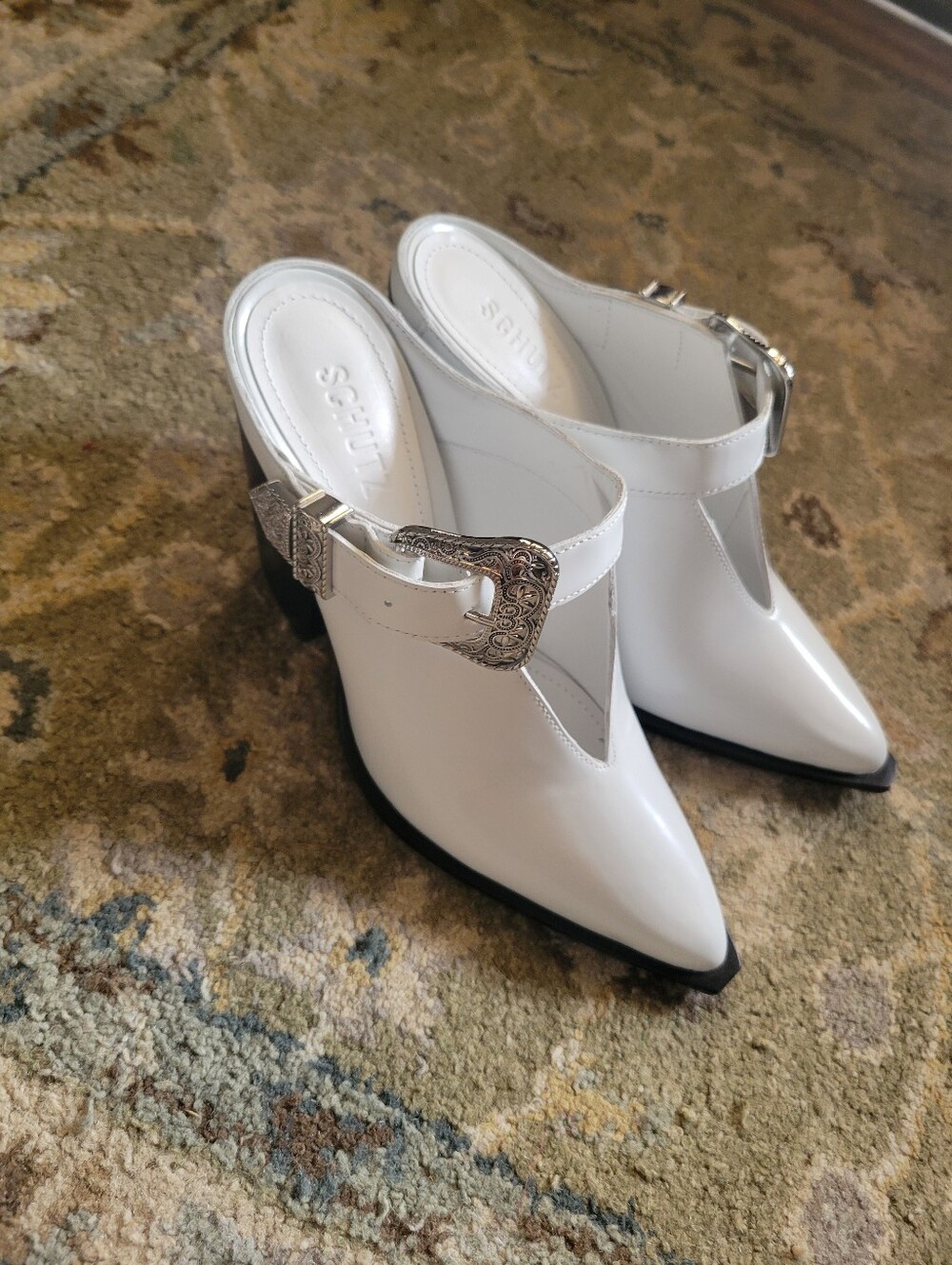 SCHUTZ Jeane Casual Leather White Pointed Pump with Western Silver Buckle Strap